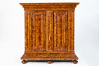 Frankfurter Wellenschrank wohl um 1660
